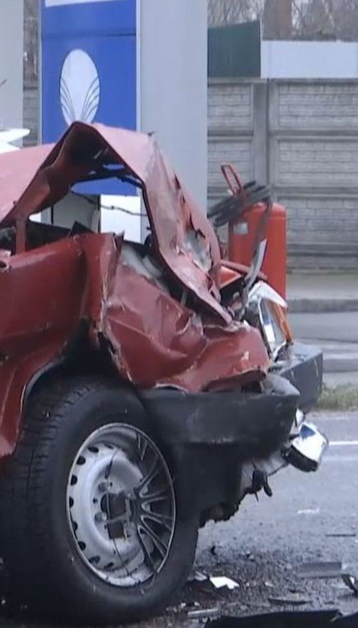На Вінниччині зранку через ожеледицю сталося 29 дорожніх аварій