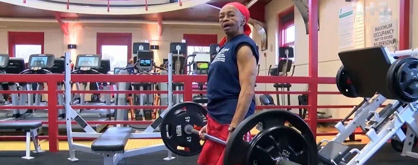 В США 82-летняя тяжелоатлетка побила вора