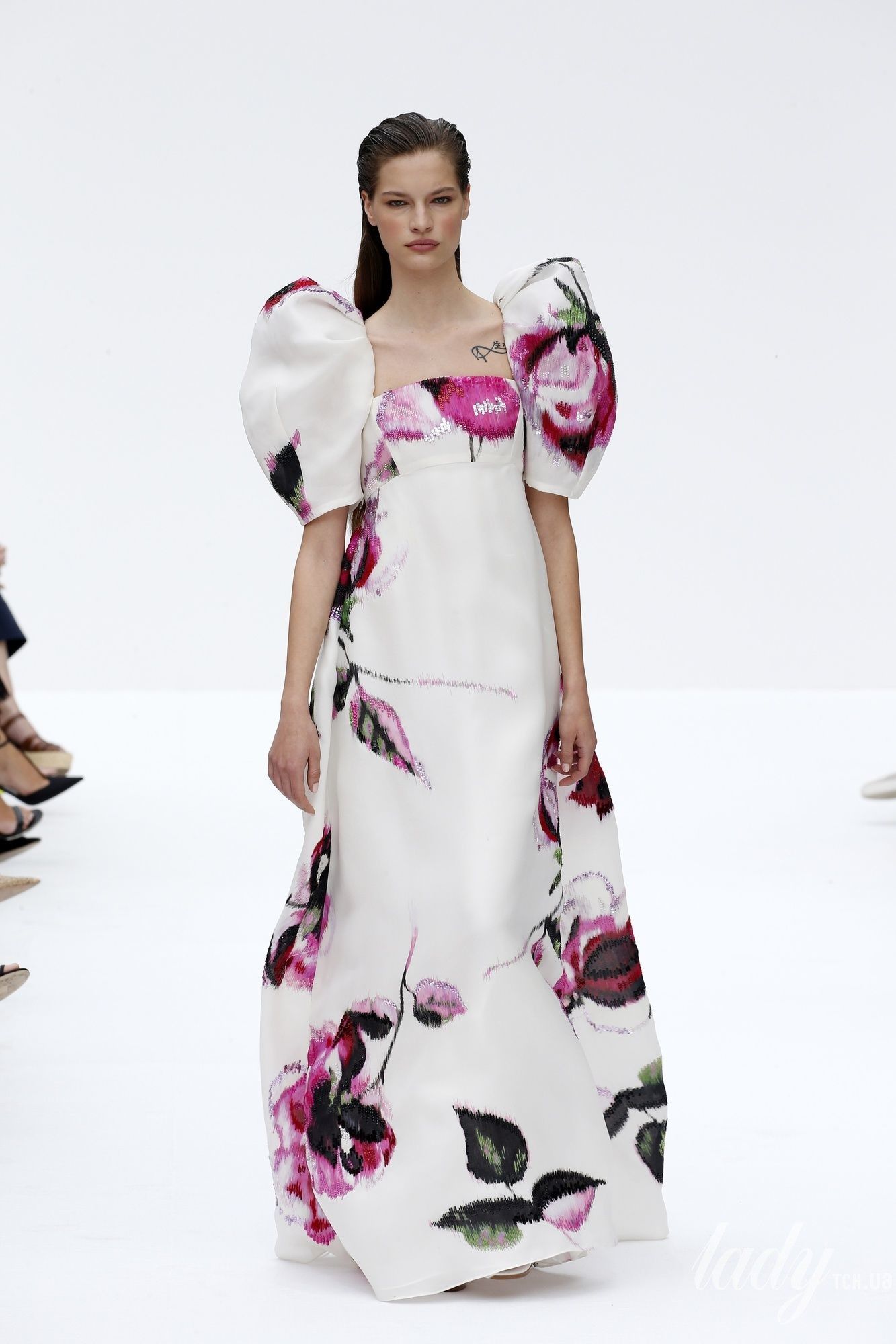 Коллекция Carolina Herrera прет-а-порте сезона весна-лето 2020_36