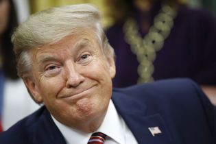 Мін'юст США оприлюднив доповідь щодо стеження за штабом Трампа та можливого втручання Росії у вибори