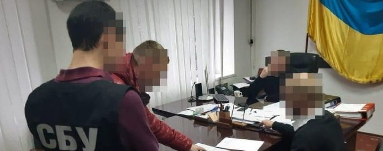 Керівник Держгеокадастру Запорізької області прокручував мільйонні махінації із землями заповідників