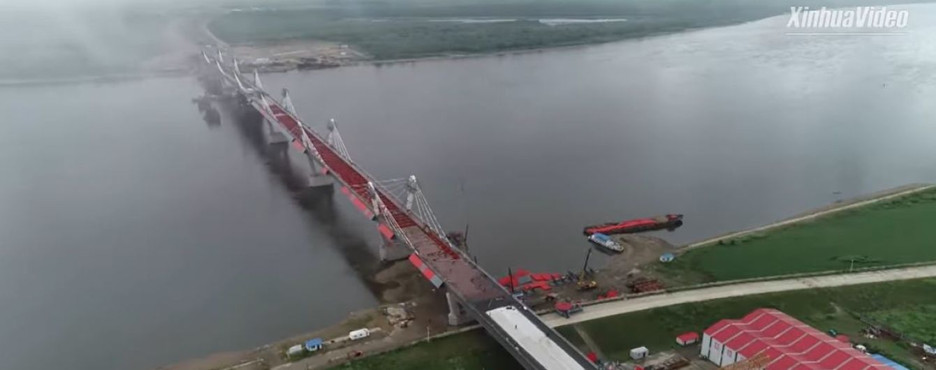 Закончено строительство первого автомобильного моста между Россией и Китаем
