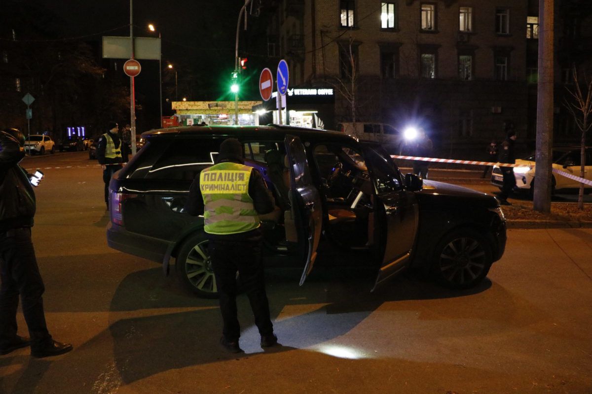 У Києві стріляли в Range Rover_3