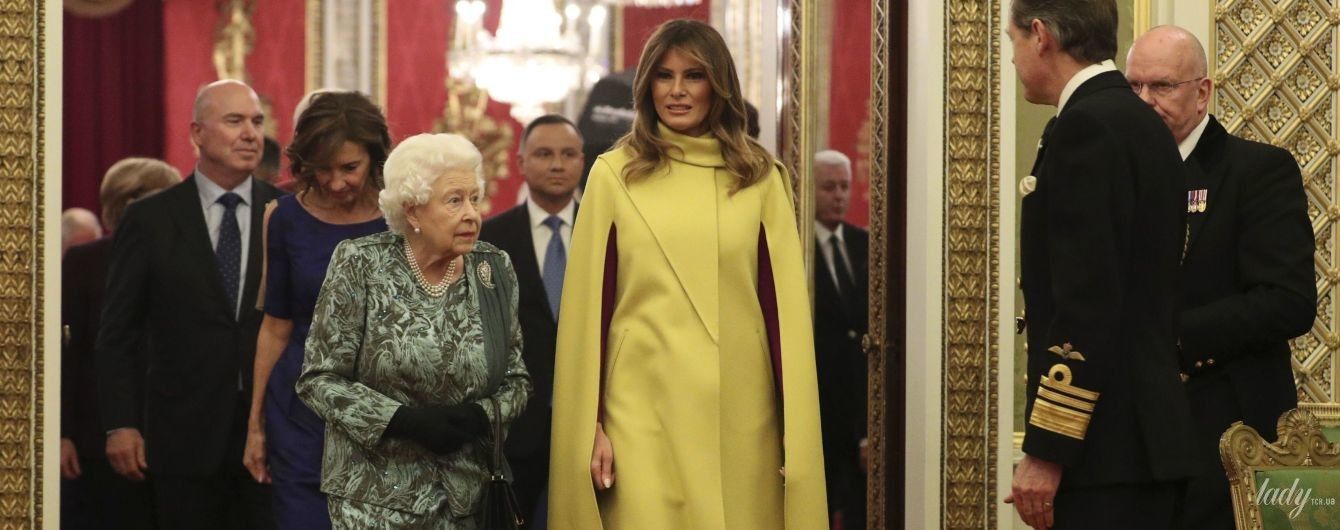 В желтом пальто от Valentino: красивая Мелания Трамп на приеме у королевы Елизаветы II