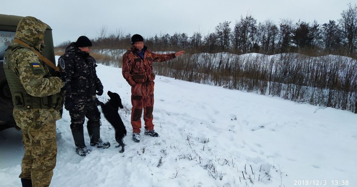 У Харківській області прикордонники затримали двох росіян-мисливців