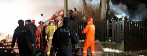 На горнолыжном курорте в Польше взорвался дом, есть погибшие