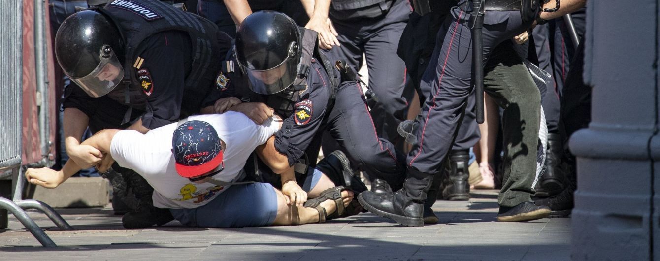 Чорна п'ятниця по-російськи. Суди почали виносити вироки фігурантам "московської справи"