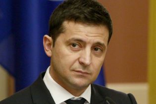 Зеленский опроверг возможность смягчения карантина, который "спасает Украину" от коронавируса