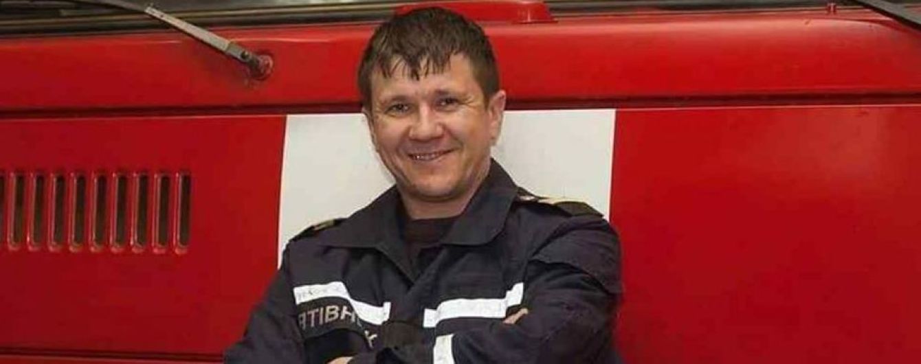 У ДСНС назвали ім'я рятувальника, який помер у лікарні після пожежі в одеському коледжі