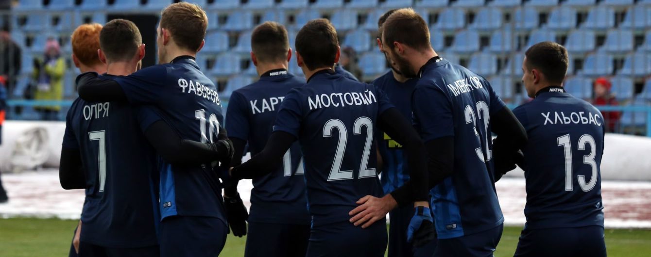Восемь голов на двоих. "Десна" в мегарезультативному матче разбила "Карпаты" и поднялась на второе место в УПЛ