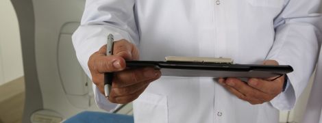 Львівські лікарі заспівали Гімн України, коли переконалися, що українців з Уханя везуть не до них
