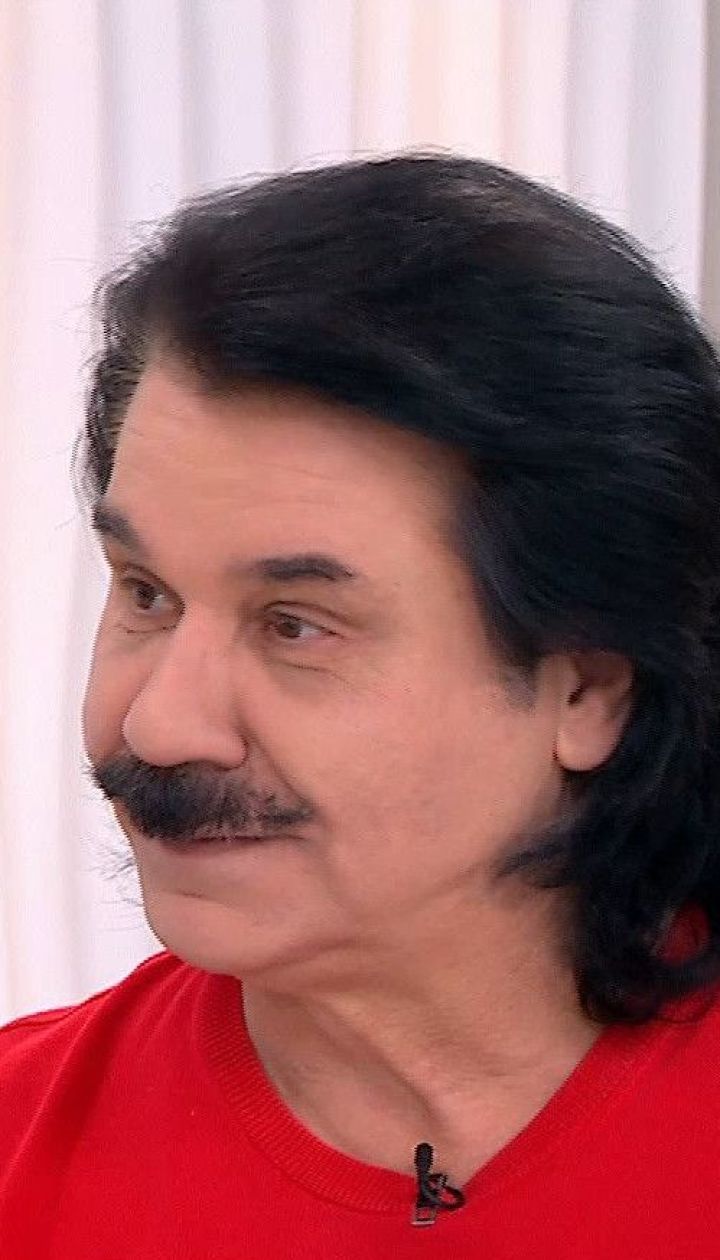 Павел Зибров представил свой клип на песню "Вуса-Бренд"