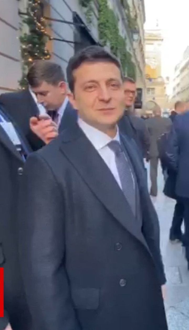 "Поехали". Зеленский перед началом встречи "нормандской четверки"