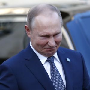 "Не может быть таких сравнений". В "Слуге народа" прокомментировали пугалку Путина о "Сребренице на Донбассе"