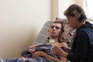 Алексея после ДТП спасали в Польше, а сейчас ему нужна реабилитация в Украине