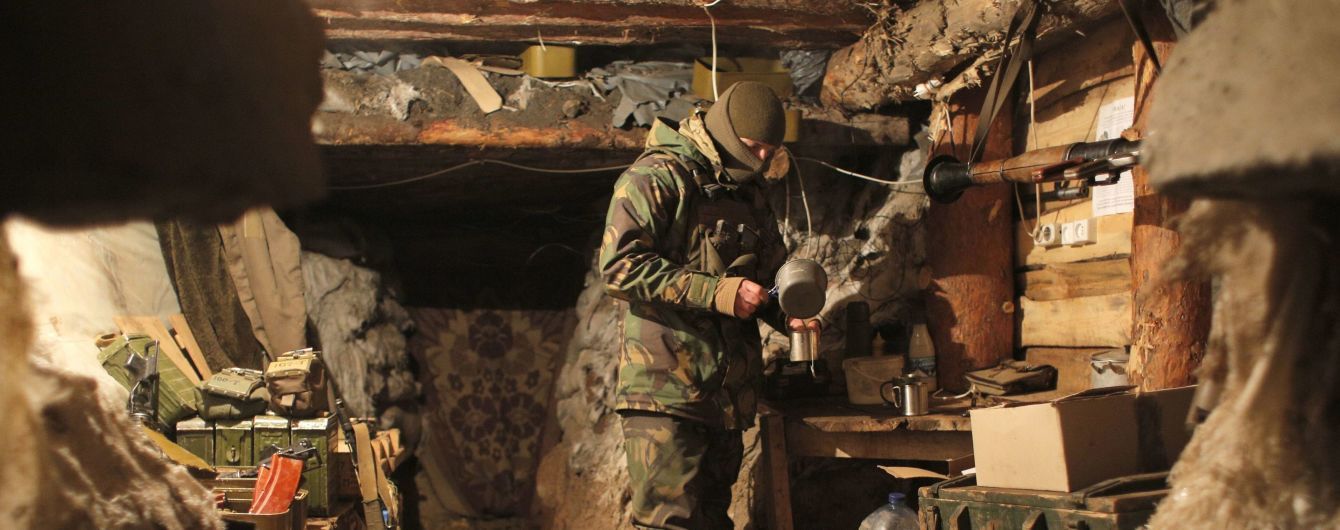 Новий рік на нулі: військові побажали одне одному миру, але заступили на бойові чергування