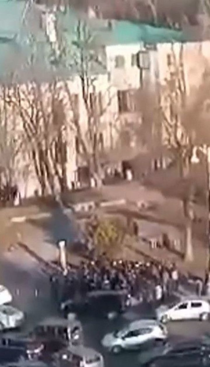 Четверо копов пострадали во время массовой драки в центре Киева