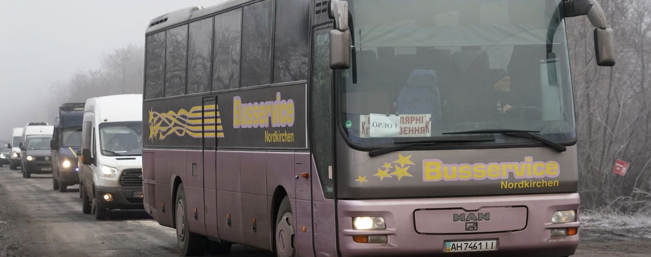 "Ходила як зомбі". Звільнені з полону "Л/ДНР" медики розповіли про перші враження на свободі
