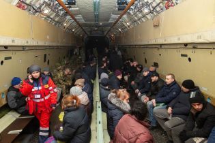Освобожденных из плена временно будут селить в санатории и ищут им работу в регионах