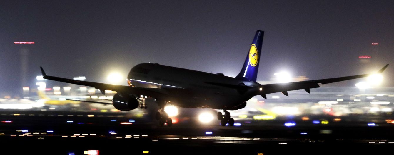 Через новорічний страйк бортпровідників дочки Lufthansa скасовано 170 авіарейсів