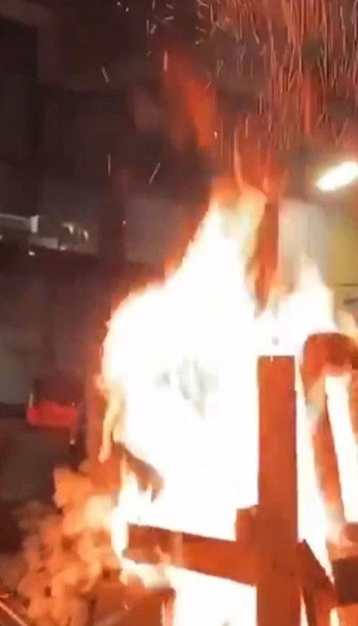 29 день, несмотря на Рождество и Новый год, тысячи французов митингуют против пенсионной реформы
