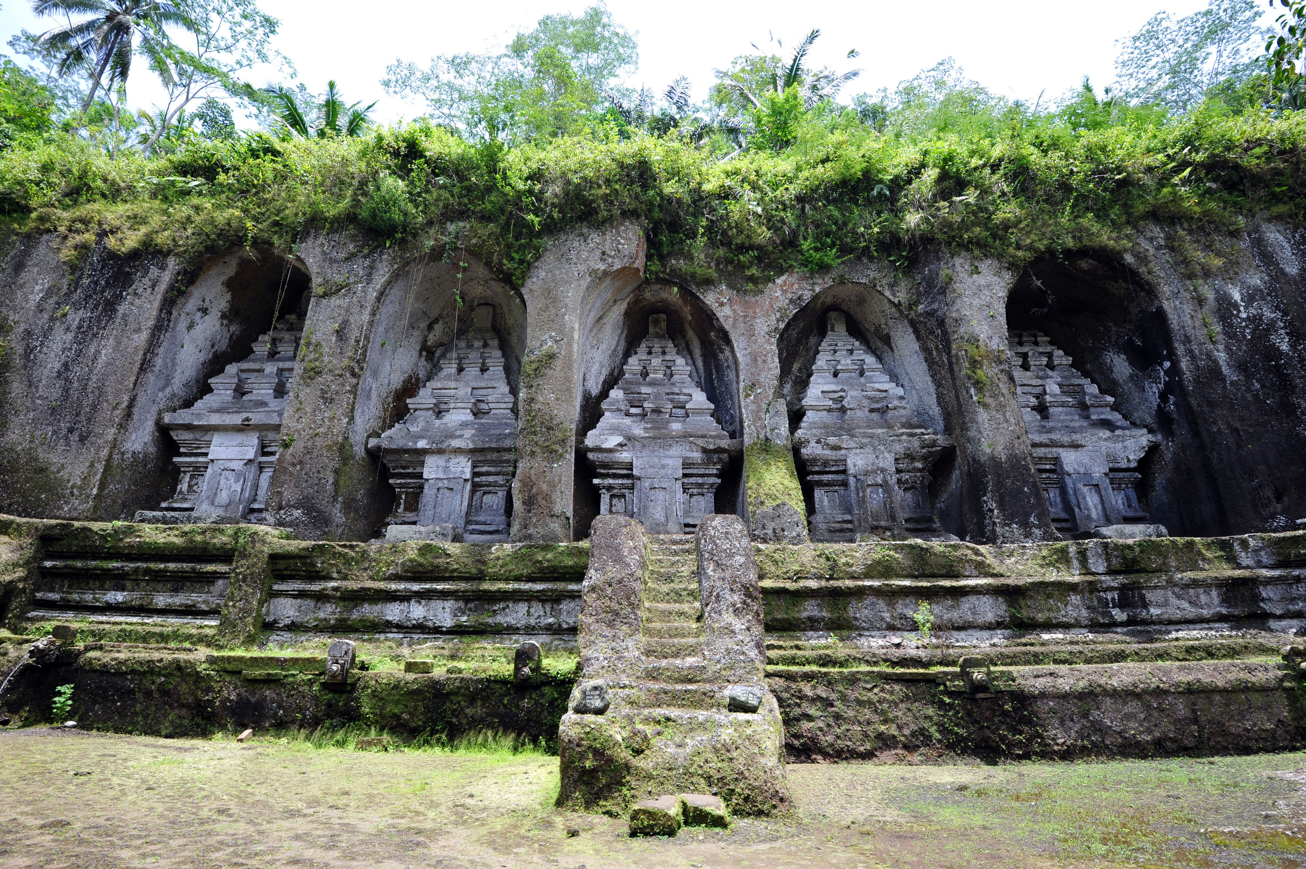 Печери Gunung Kawi