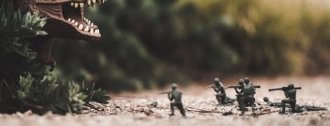 Вчені вперше виявили рак у кістці динозавра, який жив 77 тисяч років тому