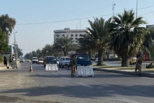 Возле посольства США в Багдаде упало две ракеты