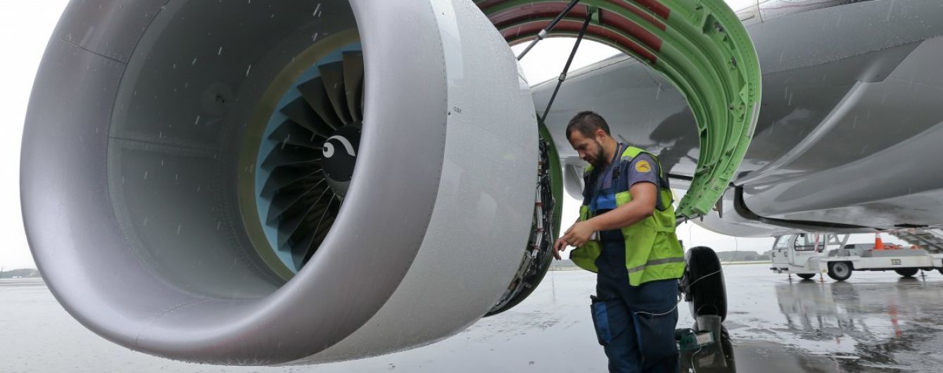 В Ізраїлі в аеропорту загорівся двигун у Boeing 737-800 - ЗМІ