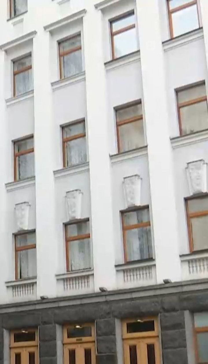 В СНБО создали оперативный штаб по расследованию катастрофы, а президент прервал поездку в Оман