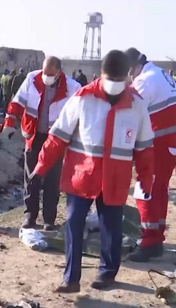 Авіатроща в Тегерані: що відбувається на місці падіння