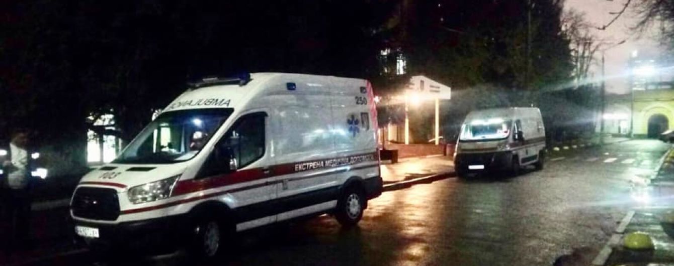 В Киев в госпиталь доставили девять раненых бойцов