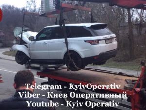 У Києві п'яний автомайстер розбив Range Rover, який ремонтував