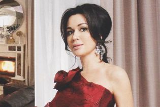 Анастасію Заворотнюк виписали із клініки - ЗМІ