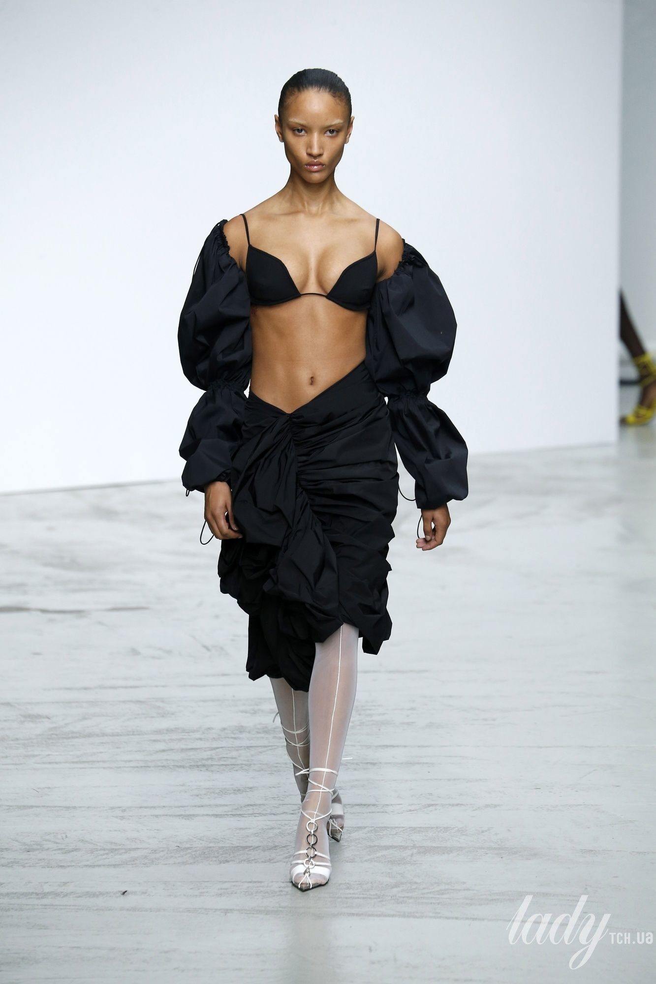 Коллекция Mugler прет-а-порте сезона весна-лето 2020_30
