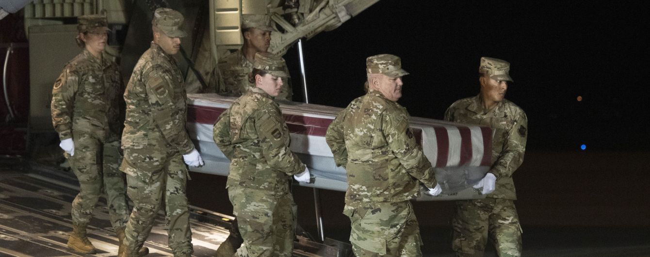 В США официально назвали стрельбу на базе ВМС во Флориде терактом