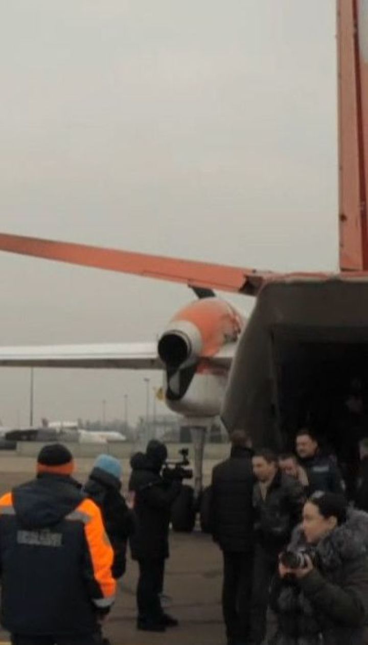 Катастрофа самолета МАУ: в Киев вернулись украинские спасатели из Ирана