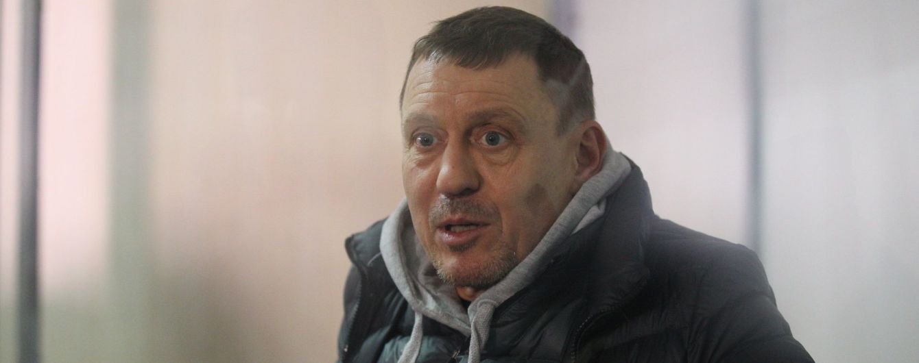 Окуєву розстріляли з рідкісної зброї. Підозрюваний заперечує свою провину, але його взяли під варту