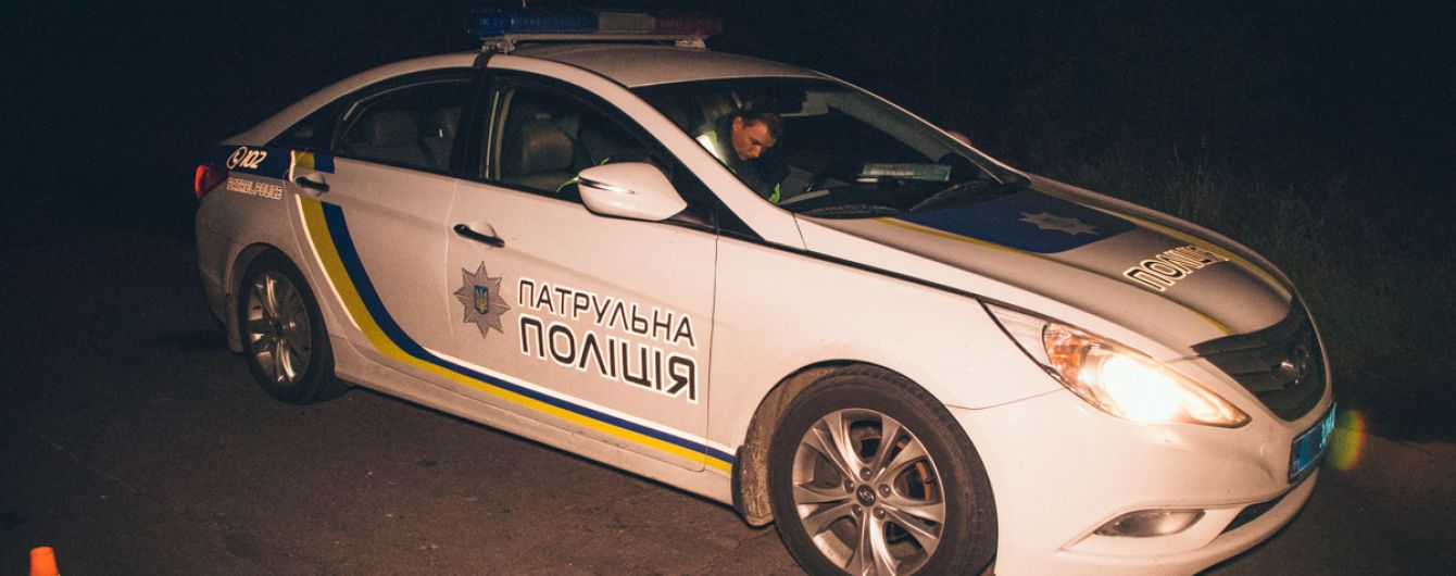 У Києві чоловік знайшов тіло немовляти у сміттєвому баку