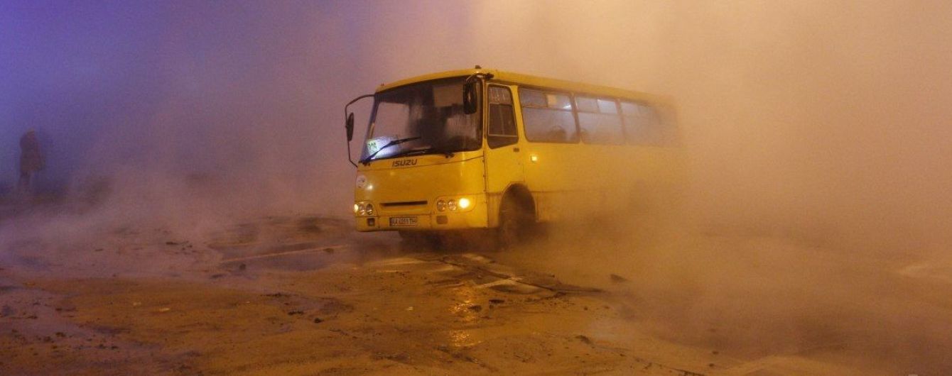 Рух на вулиці Антоновича у Києві планують відновити до опівночі