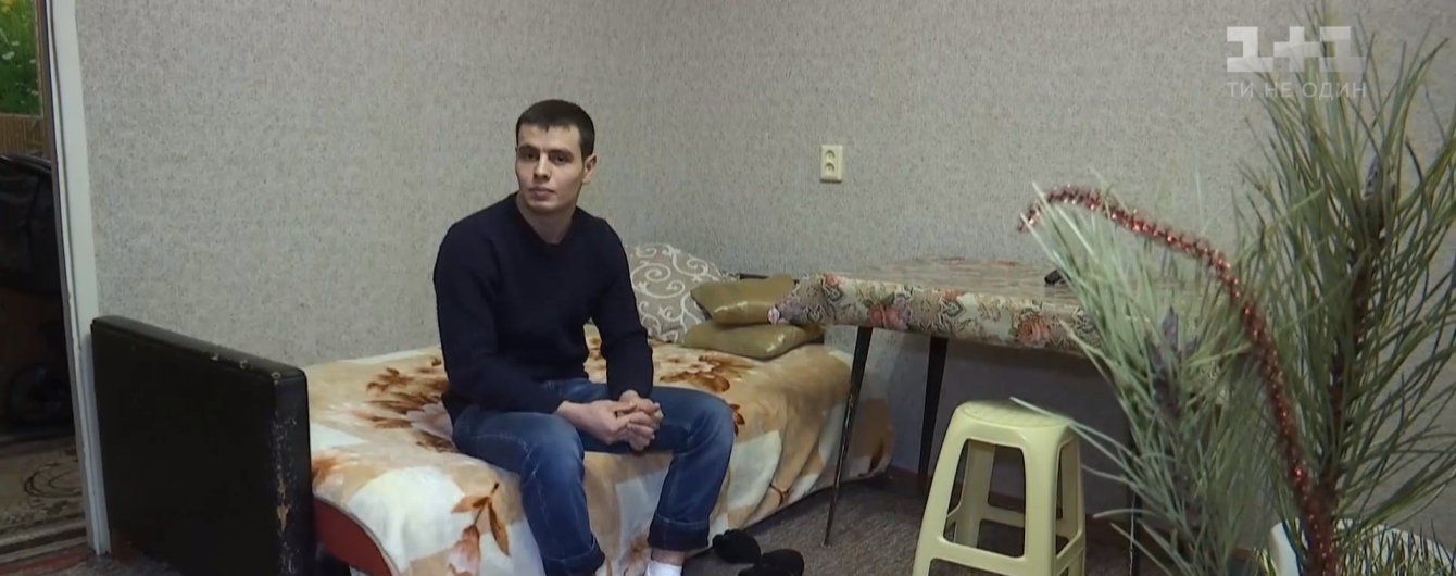 "Все было в тумане". Охранник, который на руках вынес девушку из затопленной Ocean Plaza, рассказал о своем состоянии