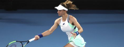 Цуренко вылетела на старте Australian Open, взяв лишь сет у первой ракетки планеты