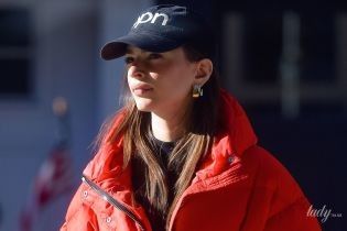 У дутій куртці і спортивках: Емілі Ратаковскі сходила до ресторану