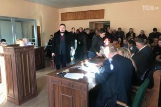 Жестокое убийство адвоката на Киевщине: суд избрал меры пресечения четырем подозреваемым