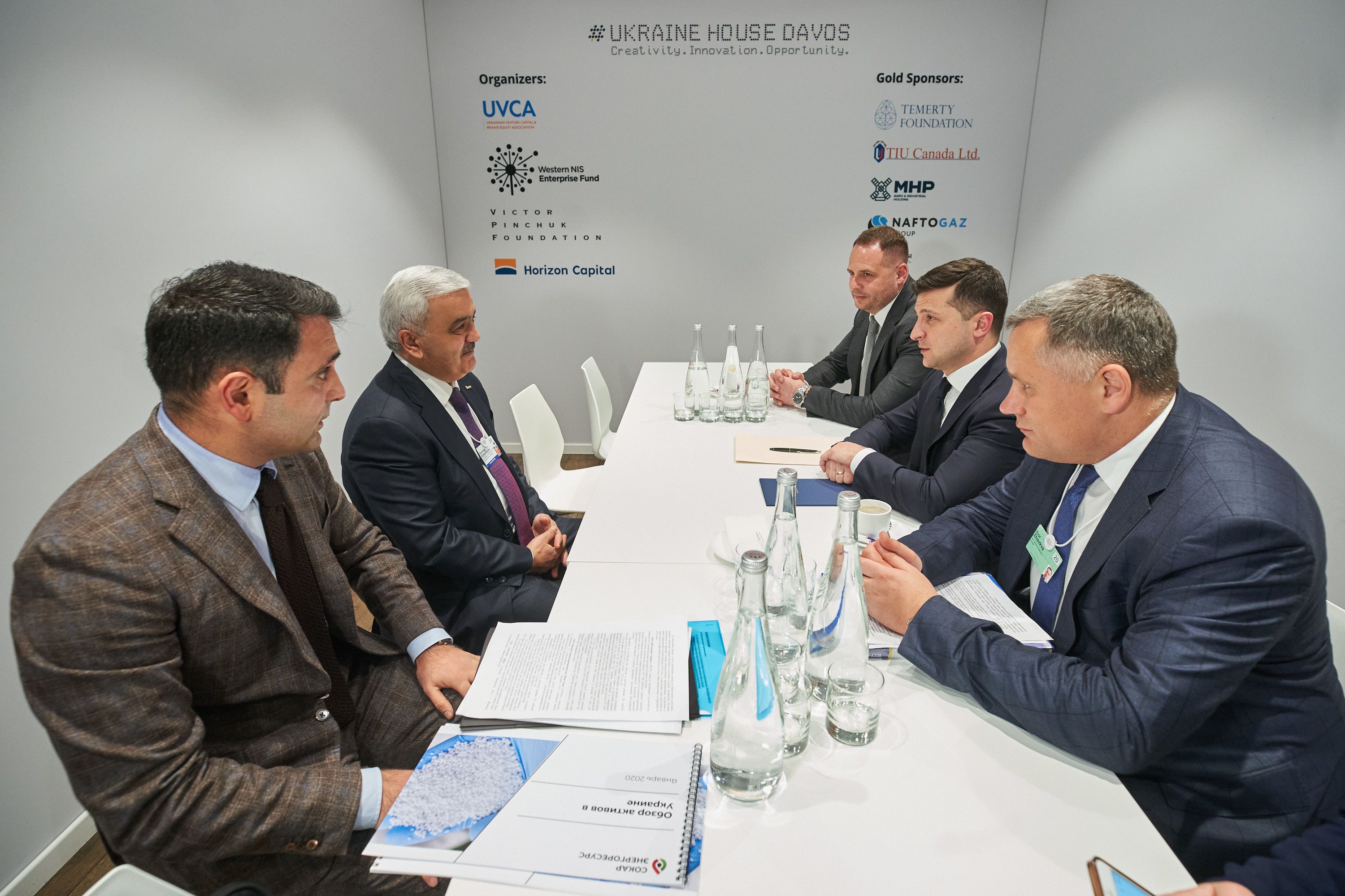 Зеленський, президент компанії SOCAR Ровнаг Абдуллаєв