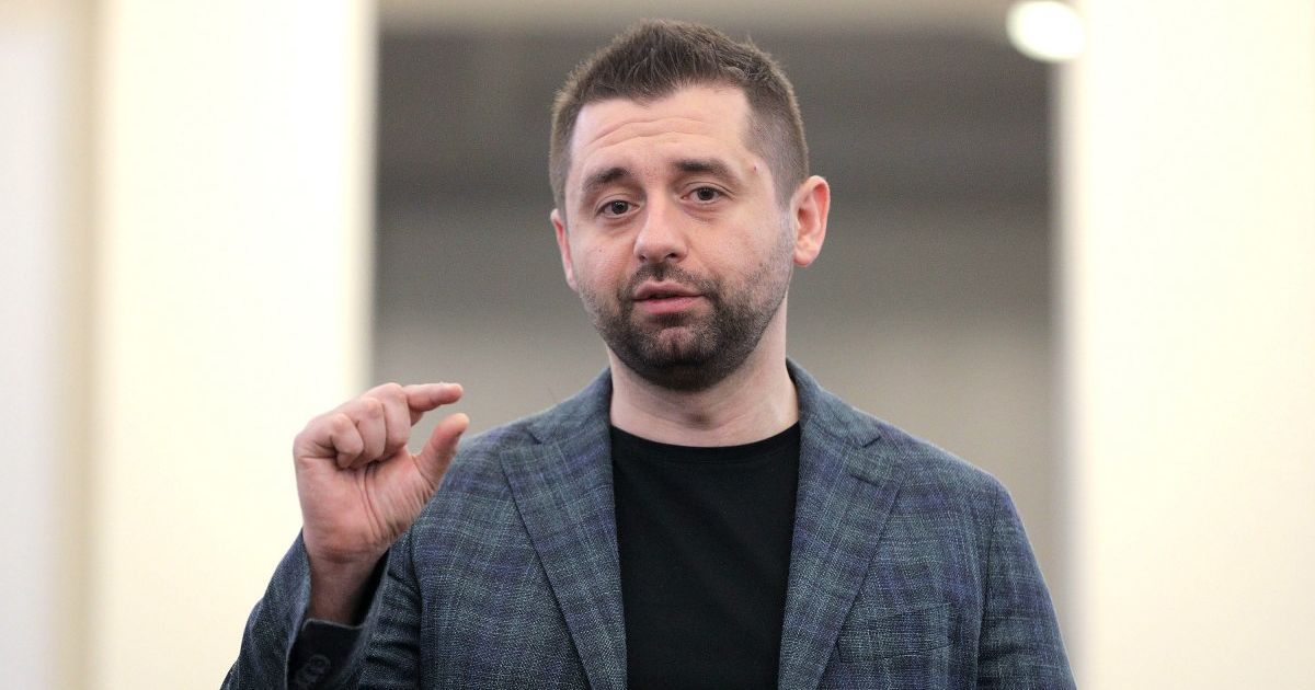 Арахамія хоче, щоби Україна зробила крок назад у євроінтеграції та стала сильнішою