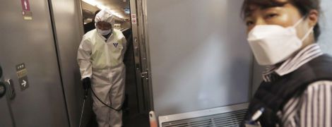 Коронавирус подобрался к России. В китайской приграничной провинции сообщили о 26 умершем