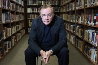 Amazon створить детективний серіал про інспектора Алекса Кросса на основі романів Джеймса Паттерсона
