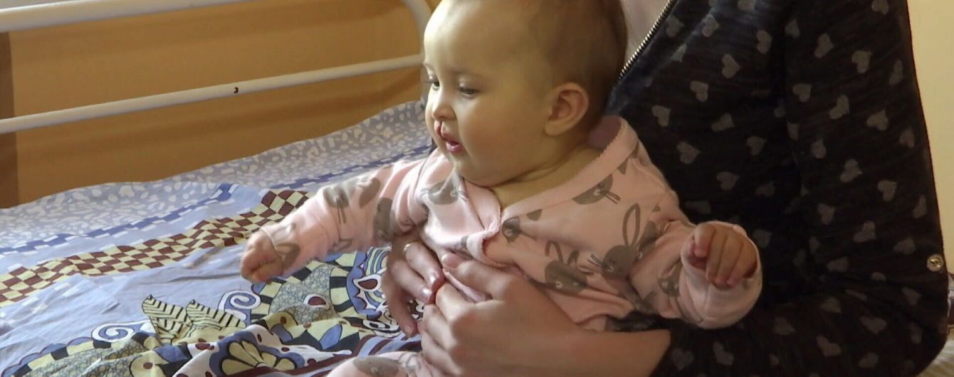 Багатостраждальна родина з Львівщини потребує допомоги в оплаті лікування доньки