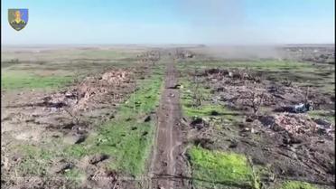 Разрушенное и безлюдное Роботино сняли на видео с дрона
